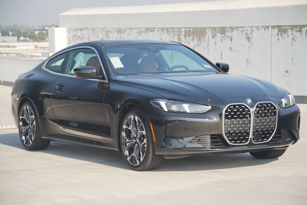 Used 2026 BMW 430i xDrive Coupe w/ Parking Assistance Package AWD/4WD image 3