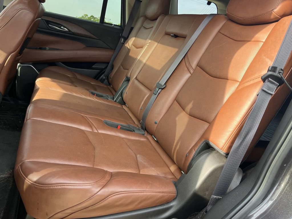 Used 2017 Cadillac Escalade Premium Luxury RWD image 19