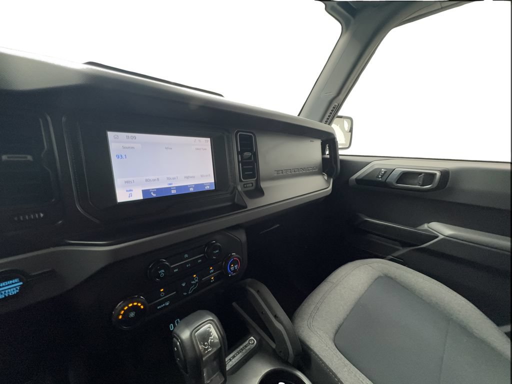 Used 2023 Ford Bronco Big Bend AWD/4WD image 39