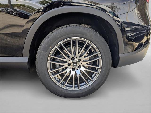 New 2026 Mercedes-Benz GLC 300 image 9