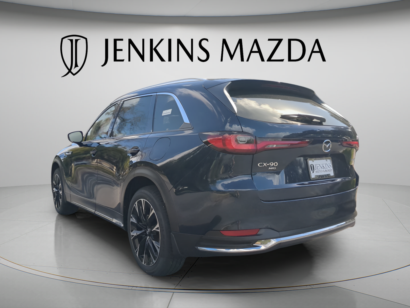 Certified 2025 MAZDA CX-90 Plug-In Hybrid w/ Premium Plus AWD/4WD image 4