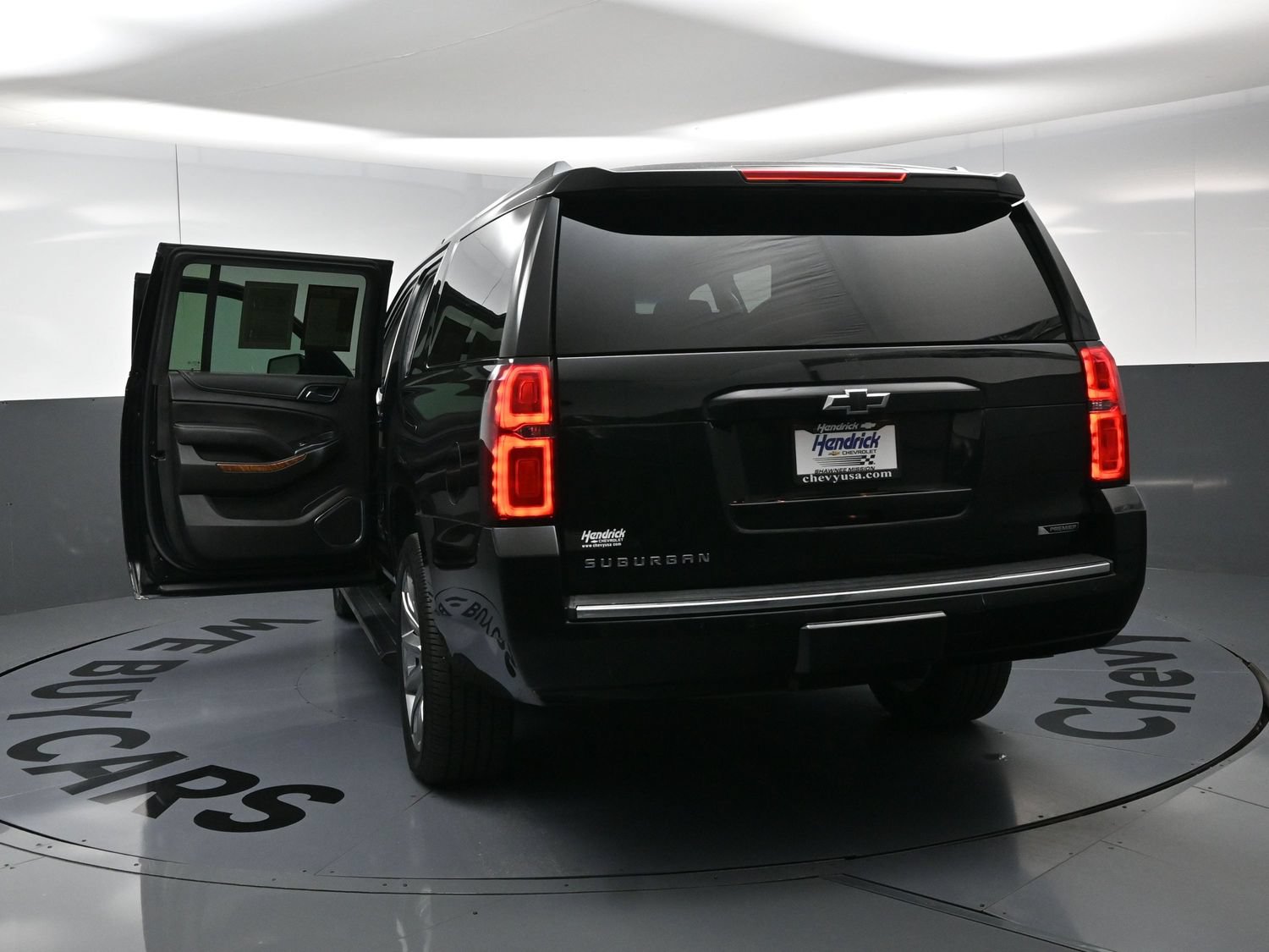 Used 2017 Chevrolet Suburban Premier AWD/4WD image 28