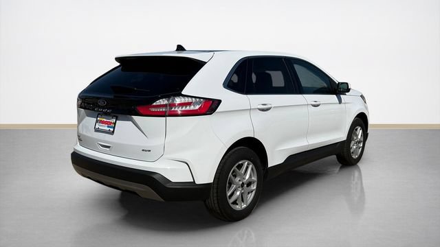Used 2024 Ford Edge SEL w/ Convenience Package AWD/4WD image 6