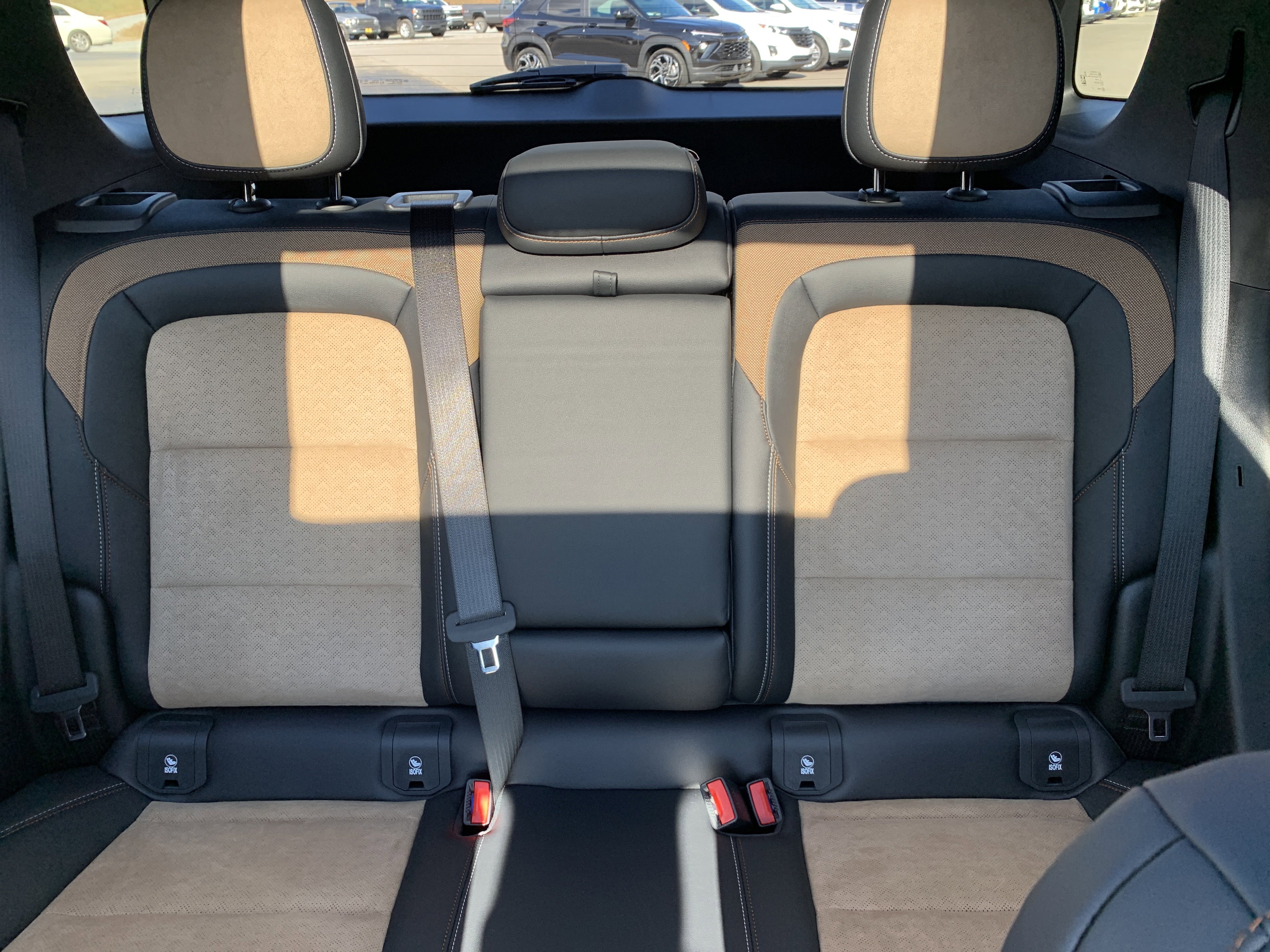 New 2026 Chevrolet Equinox ACTIV w/ Convenience Package III AWD/4WD image 19