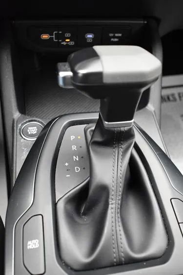 Used 2025 Kia K4 image 33