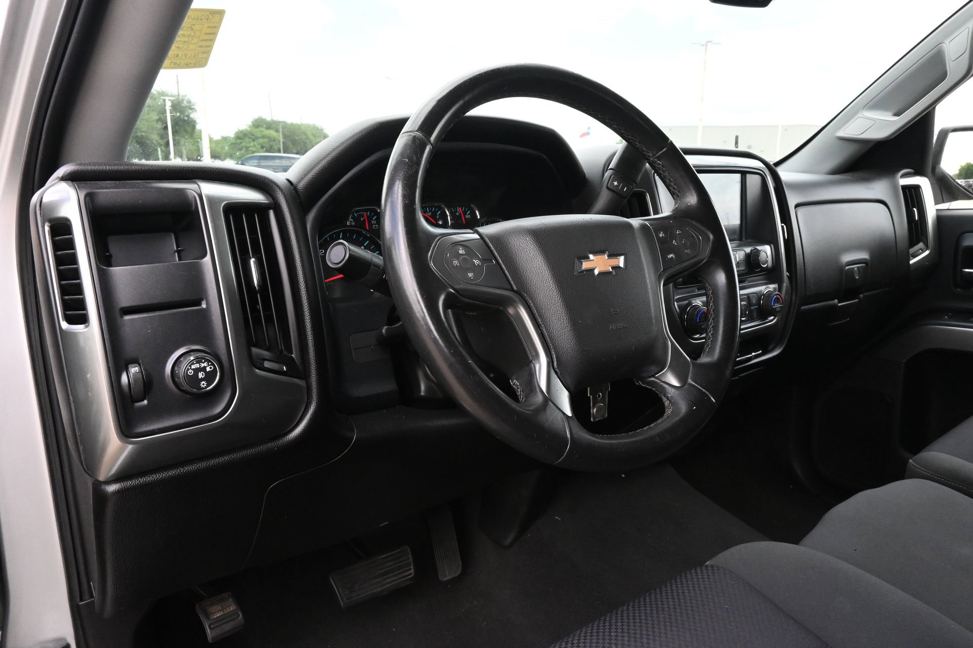 Used 2018 Chevrolet Silverado 1500 LT w/ All Star Edition RWD image 16