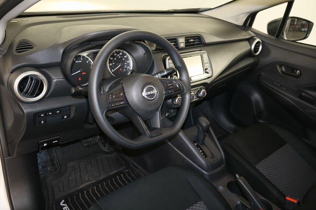 Used 2024 Nissan Versa S w/ S Plus Package image 25