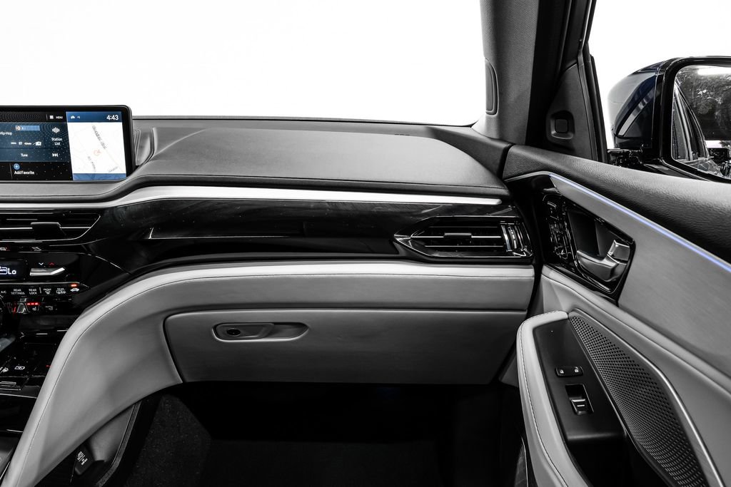 Certified 2023 Acura MDX FWD w/ Technology Package image 30