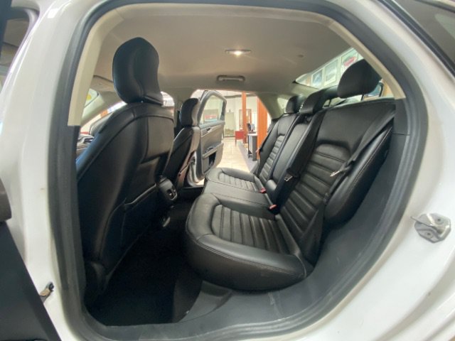 Used 2017 Ford Fusion Energi SE FWD image 13