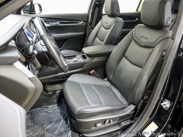 Certified 2024 Cadillac XT6 Premium Luxury w/ LPO, Floor Liner Package image 8