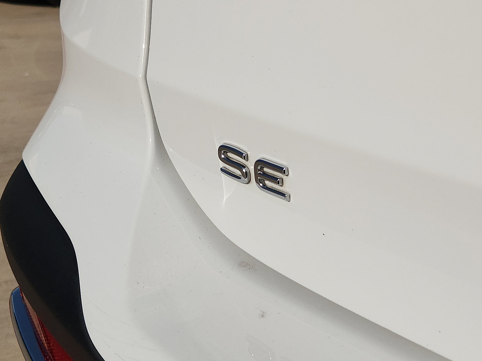 Used 2026 Volkswagen Taos SE FWD image 8