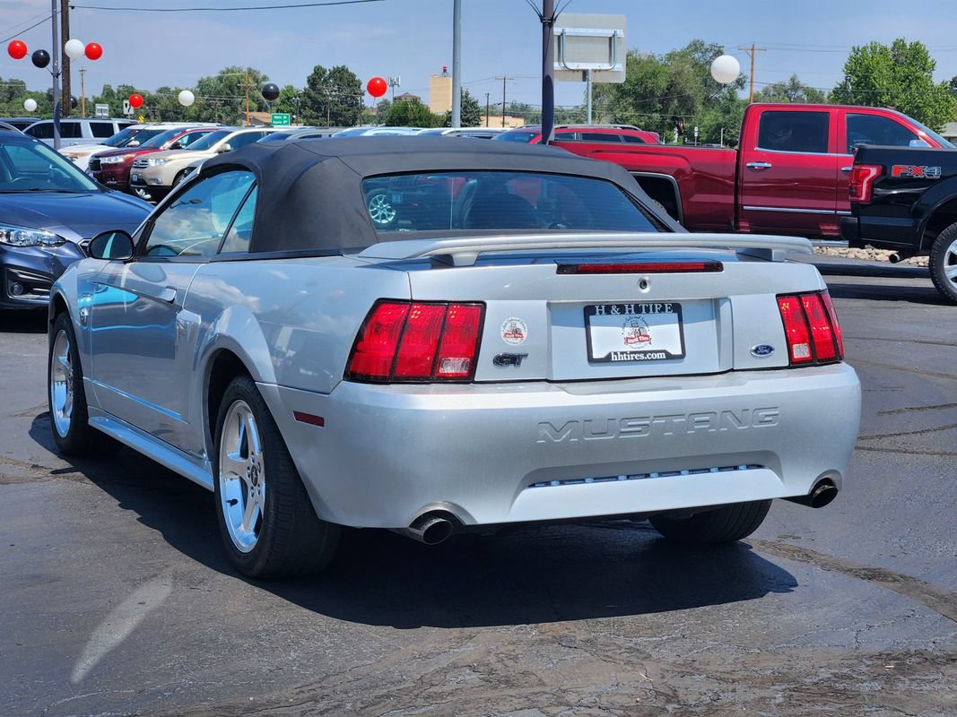 Used 2004 Ford Mustang GT RWD image 9
