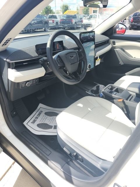 New 2025 Ford Mustang Mach-E Premium image 32