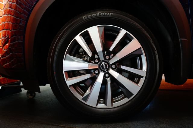 Certified 2024 Nissan Pathfinder SL AWD/4WD image 68