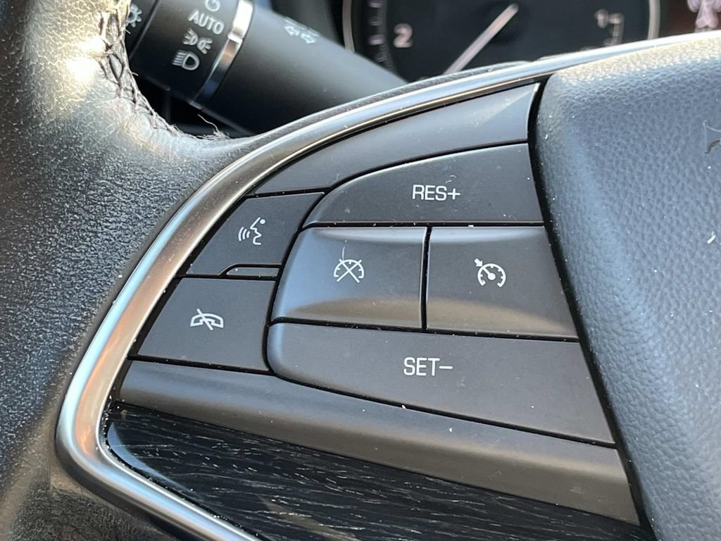 Used 2023 Cadillac XT5 Premium Luxury w/ Technology Package FWD image 39