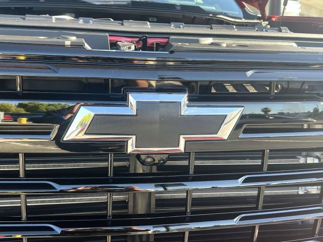 New 2026 Chevrolet Silverado 2500 LTZ w/ LTZ Plus Package AWD/4WD image 32
