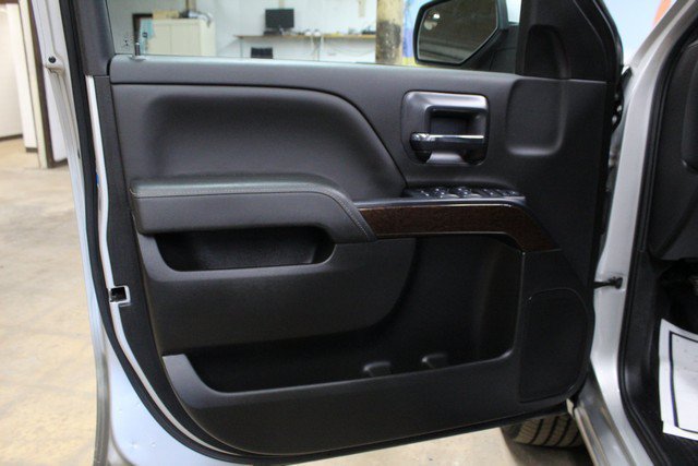Used 2019 GMC Sierra 1500 SLE w/ SLE Value Package AWD/4WD image 16