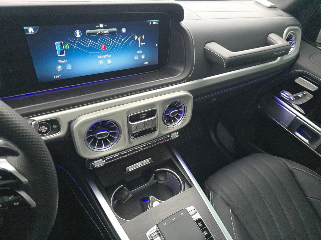 Used 2025 Mercedes-Benz G 63 AMG 4MATIC image 32