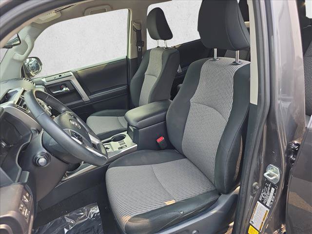 Used 2020 Toyota 4Runner SR5 AWD/4WD image 15
