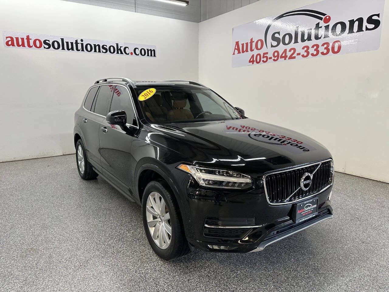 Used 2016 Volvo XC90 T6 Momentum w/ Momentum Plus Package
