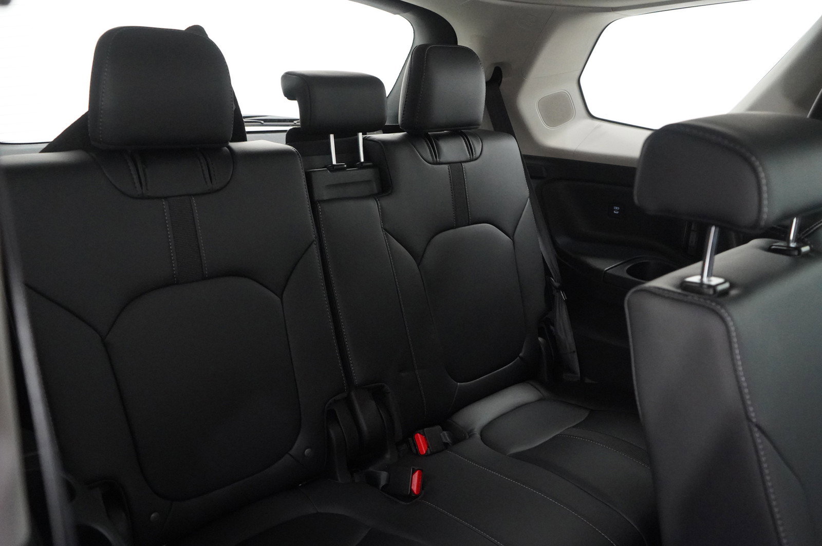 Used 2025 Honda Pilot Touring image 12