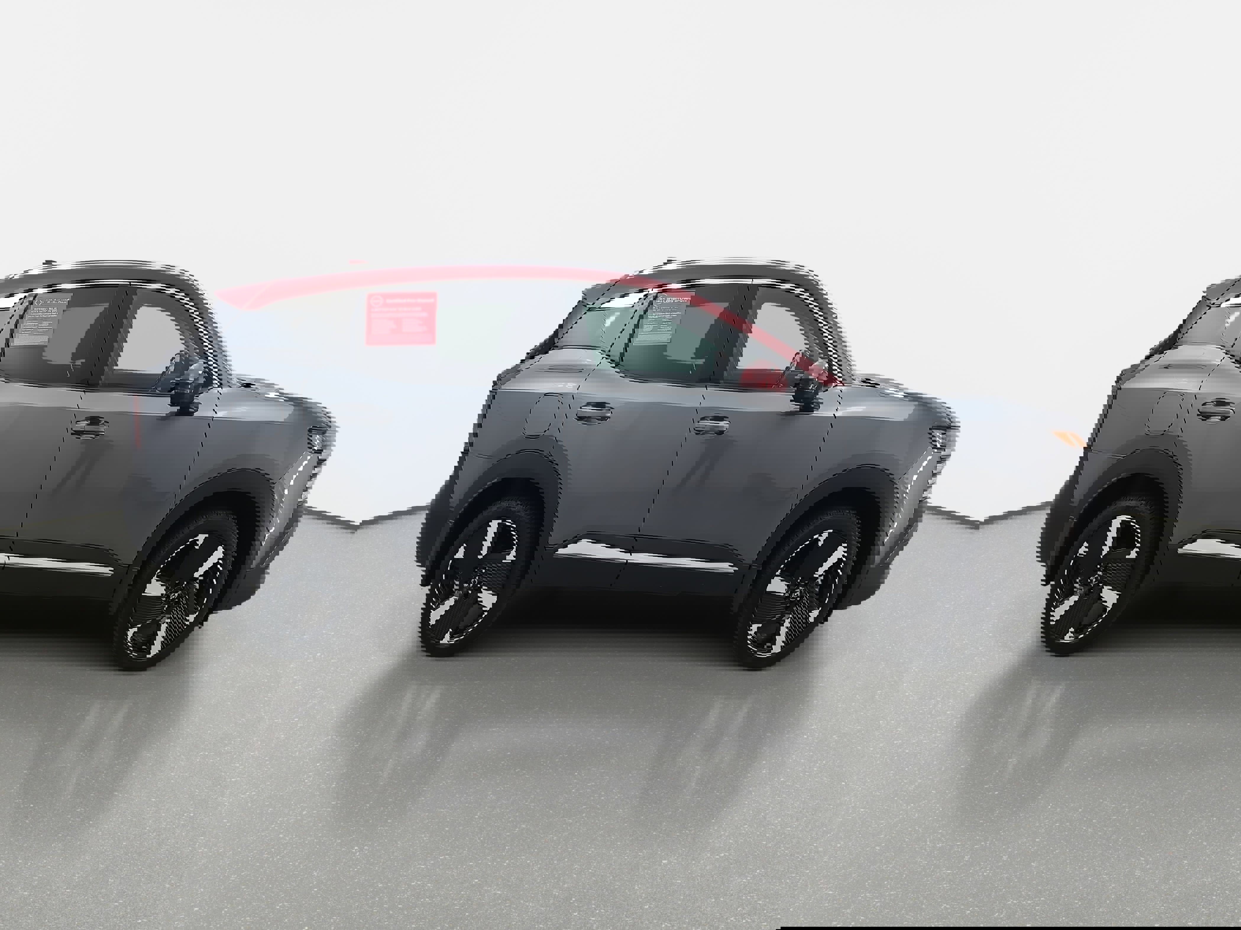 Certified 2025 Nissan Kicks SR image 4