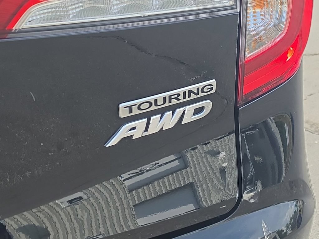 Used 2020 Honda Pilot Touring image 8