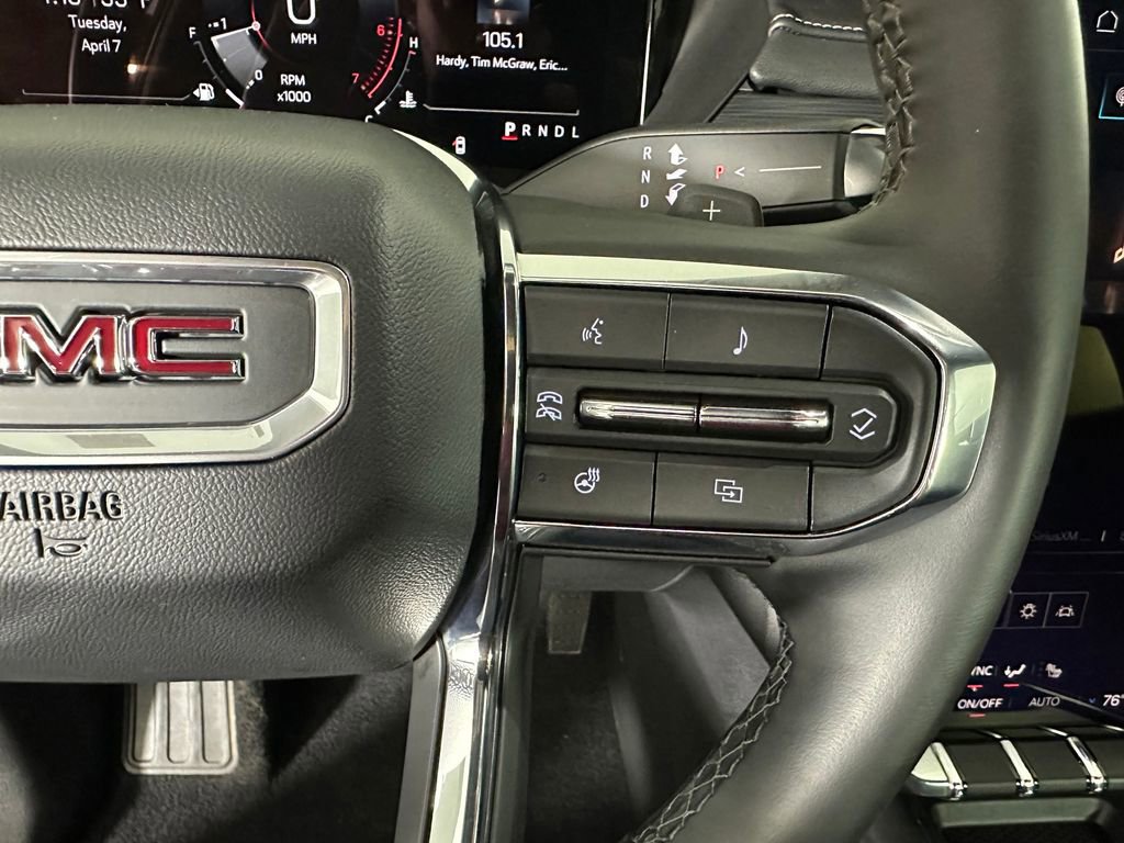 Used 2025 GMC Acadia Elevation w/ Elevation Premium Package image 14