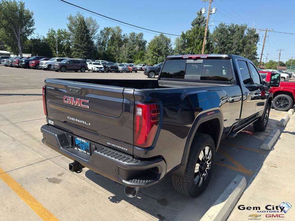New 2025 GMC Sierra 2500 Denali w/ Denali Reserve Package image 5