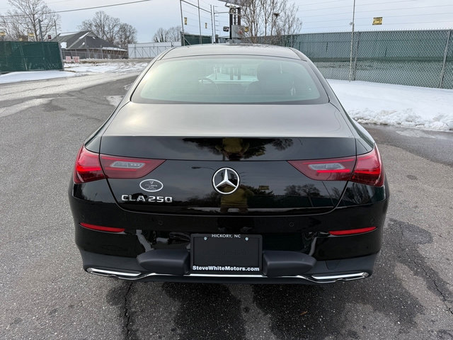 Used 2025 Mercedes-Benz CLA 250 image 7