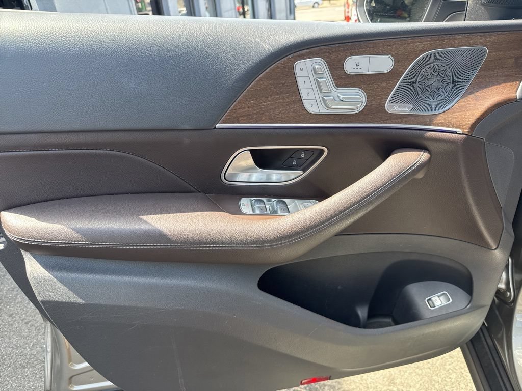 Used 2020 Mercedes-Benz GLE 350 4MATIC w/ Premium Package image 30