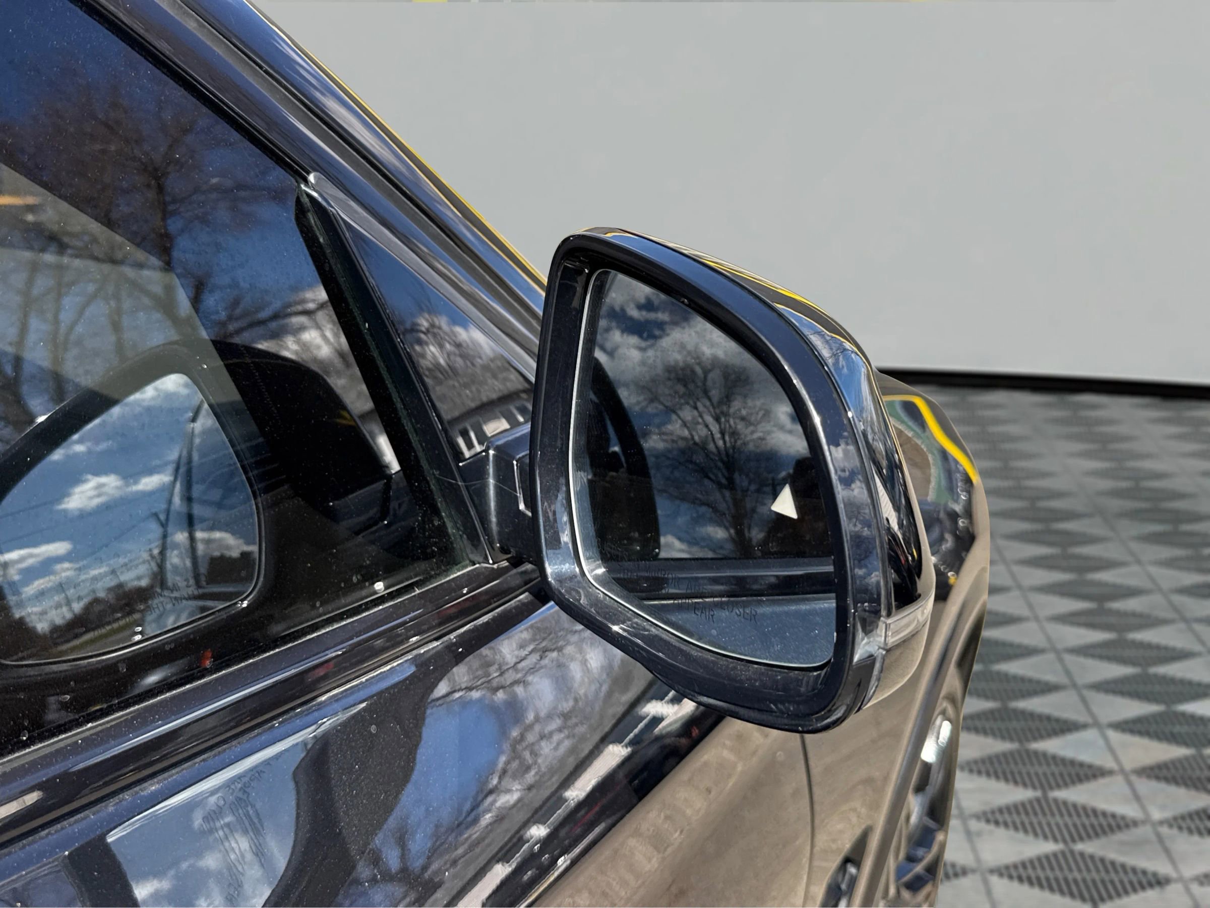 Used 2020 BMW X4 M40i w/ Premium Package image 30