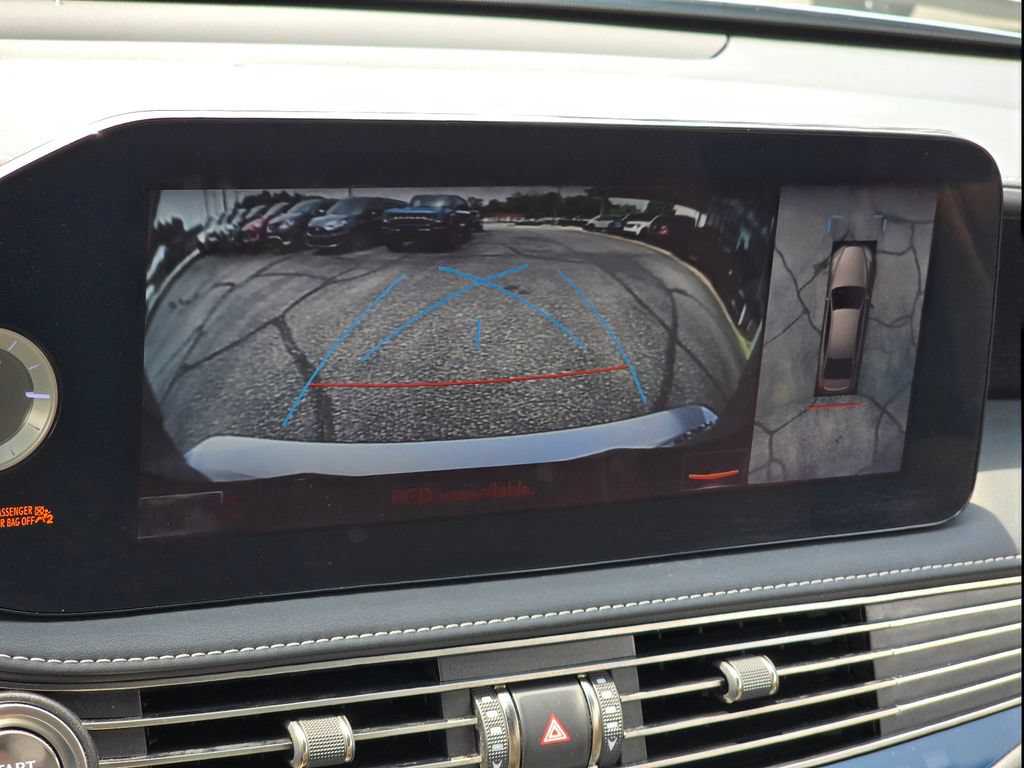 Used 2021 Lexus LS 500 w/ Interior Upgrade Package RWD image 5