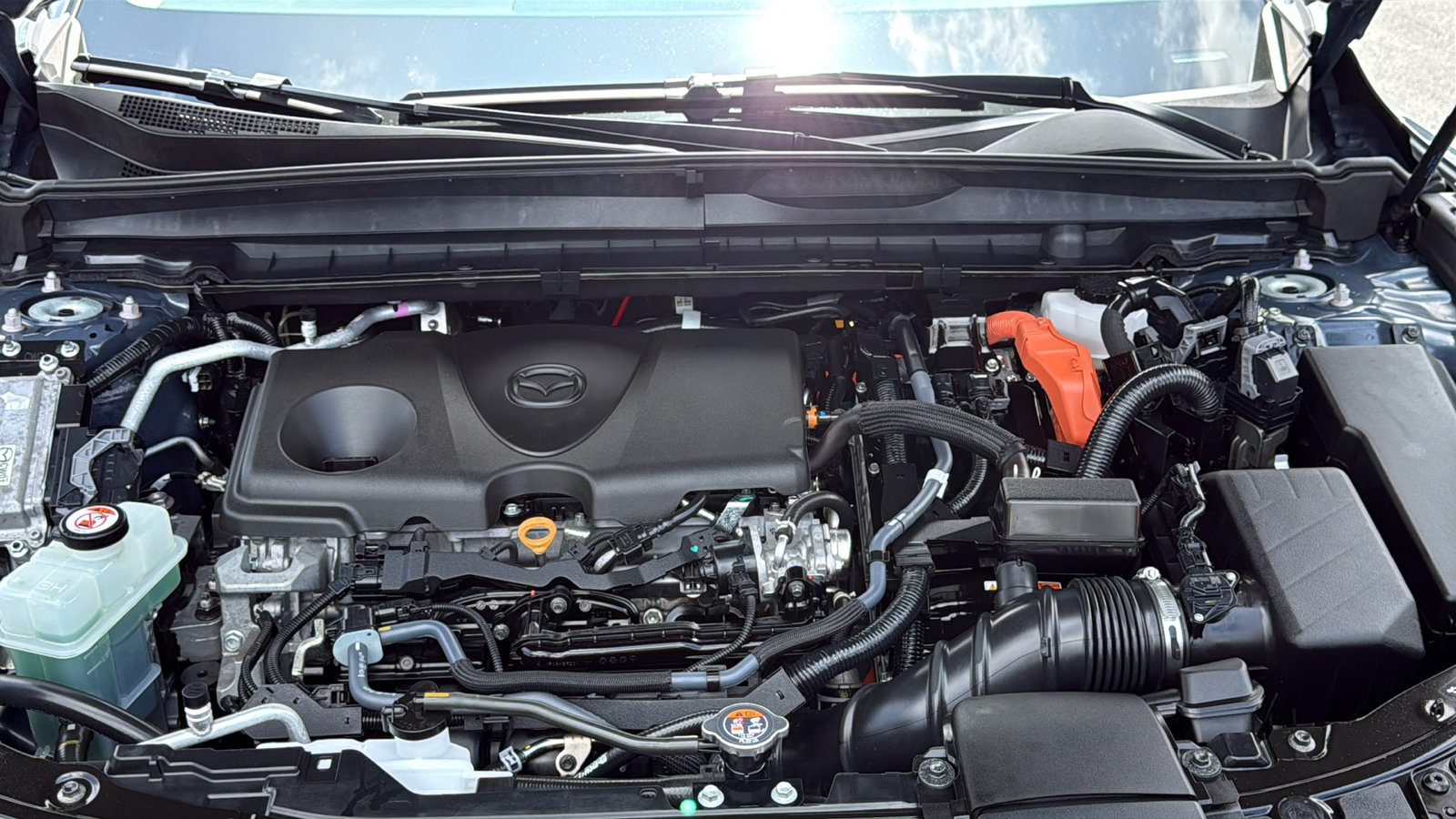 Certified 2025 MAZDA CX-50 2.5 Hybrid w/ Premium Plus Pkg AWD/4WD image 31
