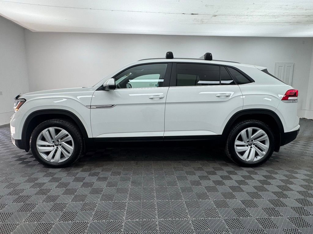 Used 2022 Volkswagen Atlas Cross Sport SE image 13