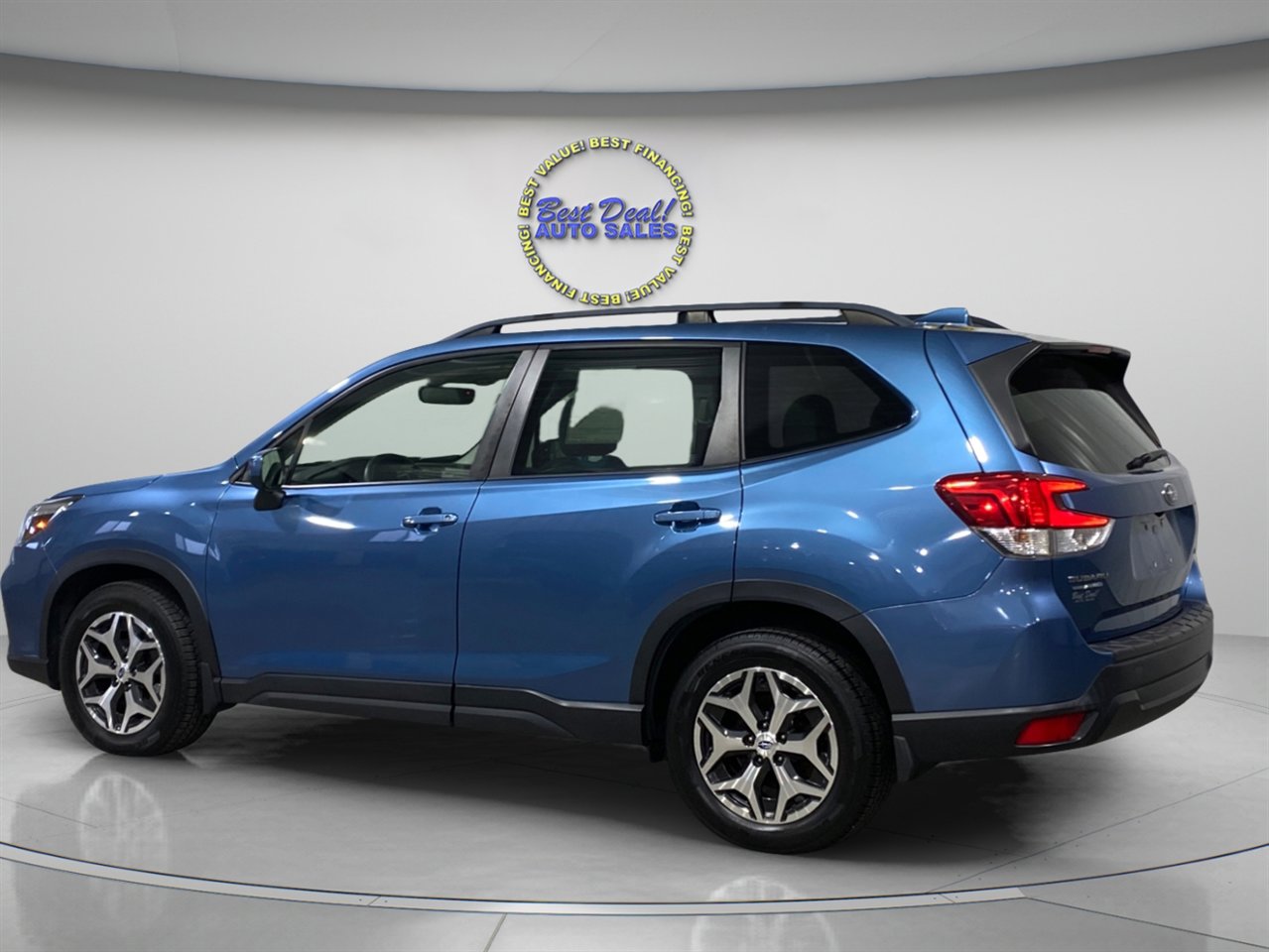 Used 2019 Subaru Forester Premium image 4