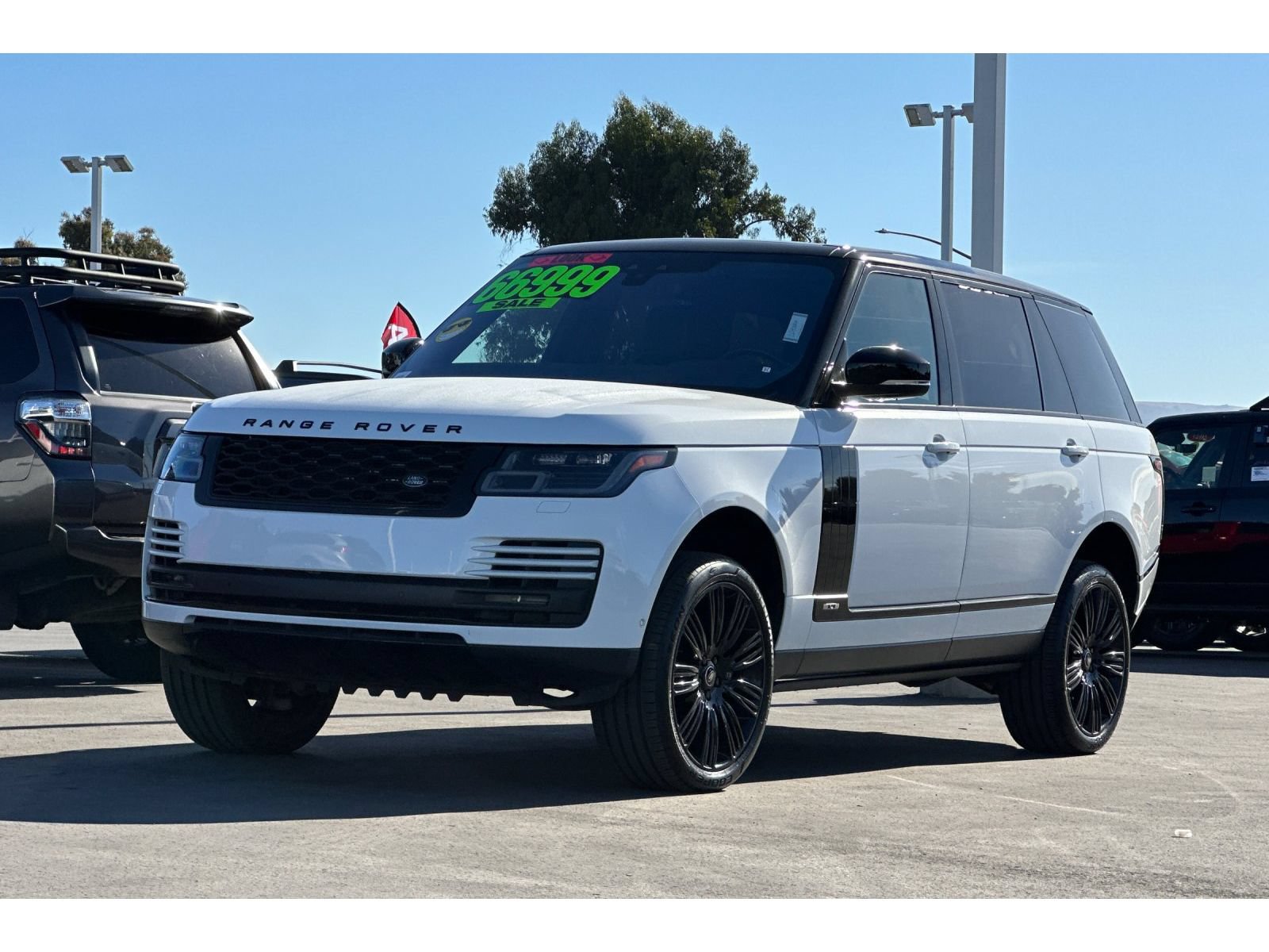Used 2022 Land Rover Range Rover P525 Westminster Edition LWB AWD/4WD image 8