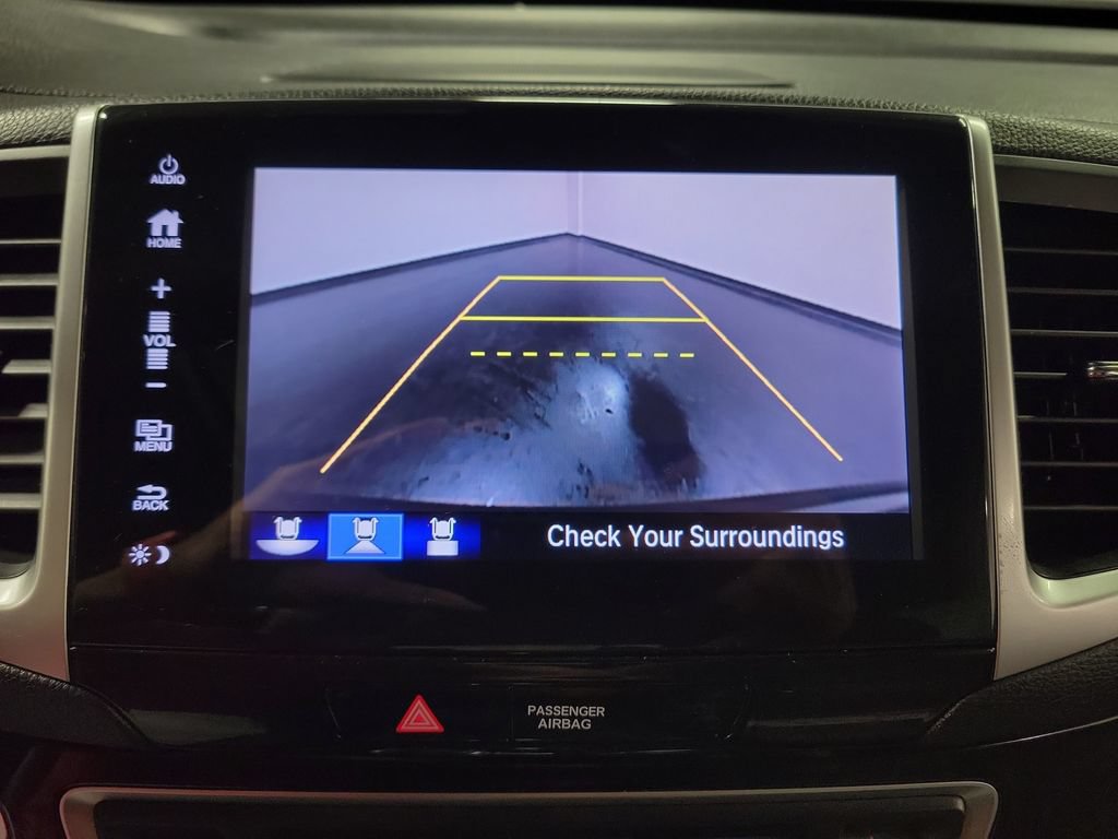 Used 2018 Honda Pilot Touring image 21