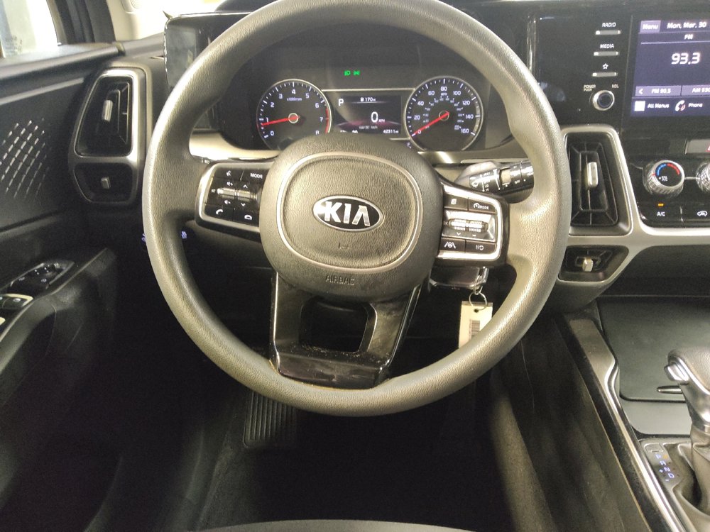 Used 2021 Kia Sorento LX image 22