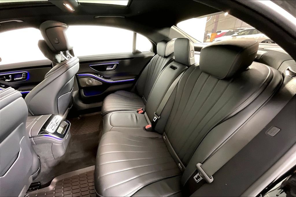Certified 2025 Mercedes-Benz S 500 4MATIC image 18