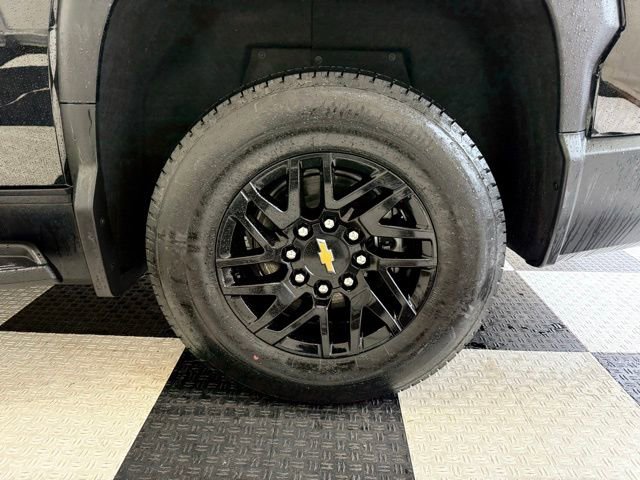Used 2026 Chevrolet Silverado EV LT w/ Plus Package AWD/4WD image 13
