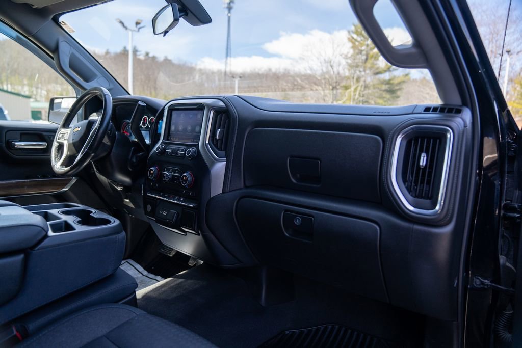 Used 2019 Chevrolet Silverado 1500 LT w/ All-Star Edition image 12