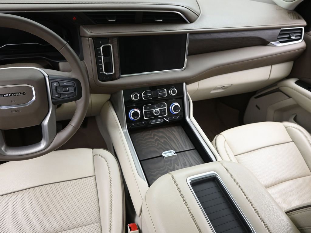Used 2023 GMC Yukon XL Denali w/ Max Trailering Package image 14