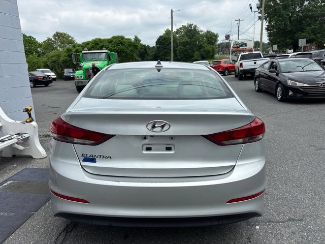 Used 2018 Hyundai Elantra SEL FWD image 5