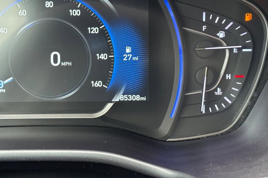 Used 2020 Hyundai Santa Fe SEL image 31