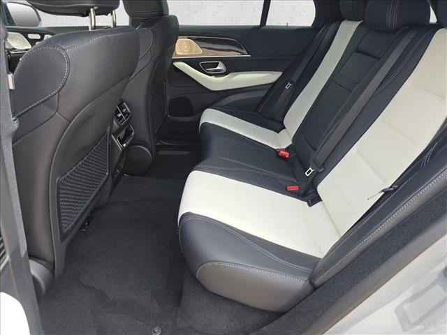 New 2026 Mercedes-Benz GLE 580 4MATIC image 16