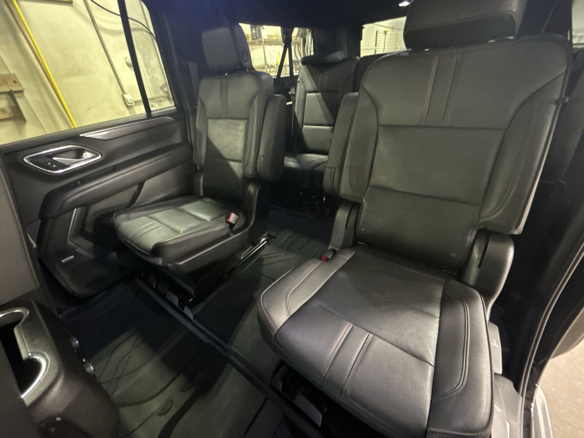 Certified 2022 Chevrolet Suburban RST w/ Sport Performance Package AWD/4WD image 25