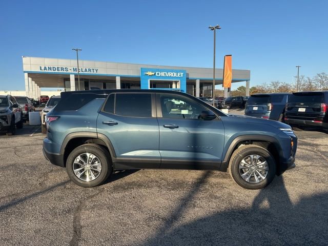 New 2026 Chevrolet Equinox LT image 2