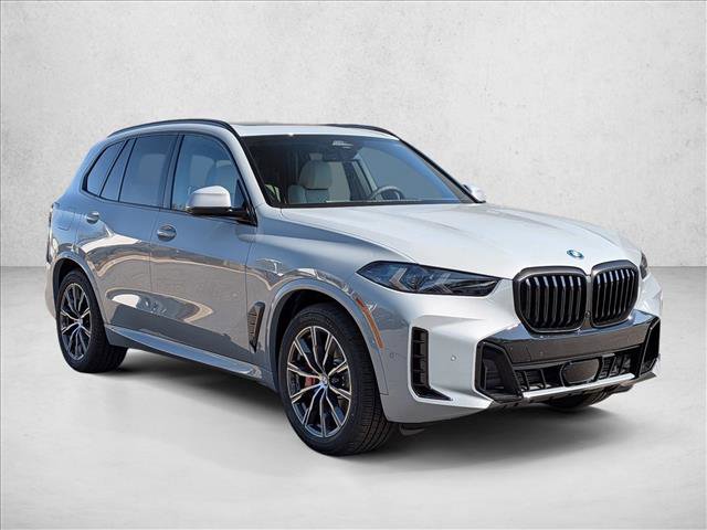 New 2026 BMW X5 xDrive50e w/ M Sport Package AWD/4WD image 7