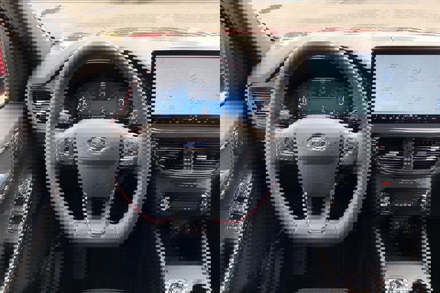 Certified 2025 Ford Escape ST-Line Select w/ Tech Pack #2 image 6